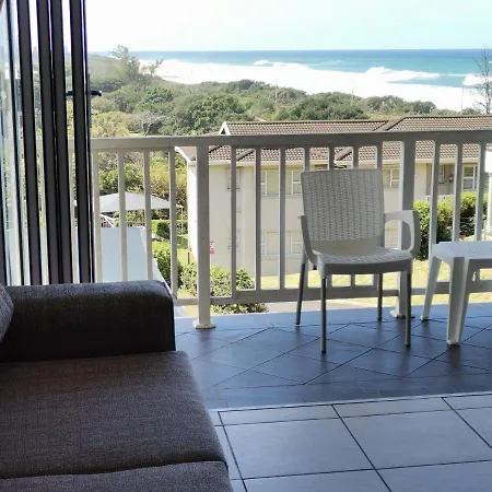 Hello Holiday At 4 Boboyi Mangrove Beach Estate Port Shepstone Exterior photo
